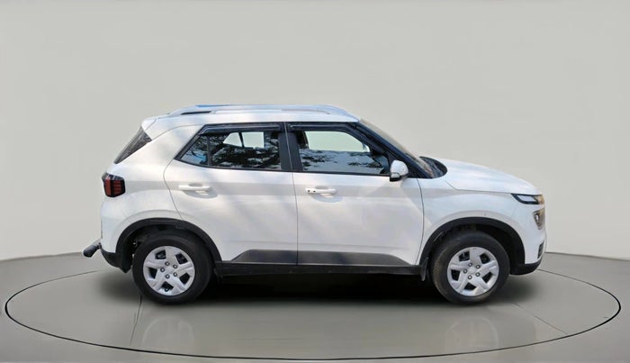 2022 Hyundai VENUE SX 1.2 PETROL, Petrol, Manual, 28,114 km, exterior