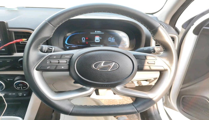 2022 Hyundai VENUE SX 1.2 PETROL, Petrol, Manual, 28,114 km, interior