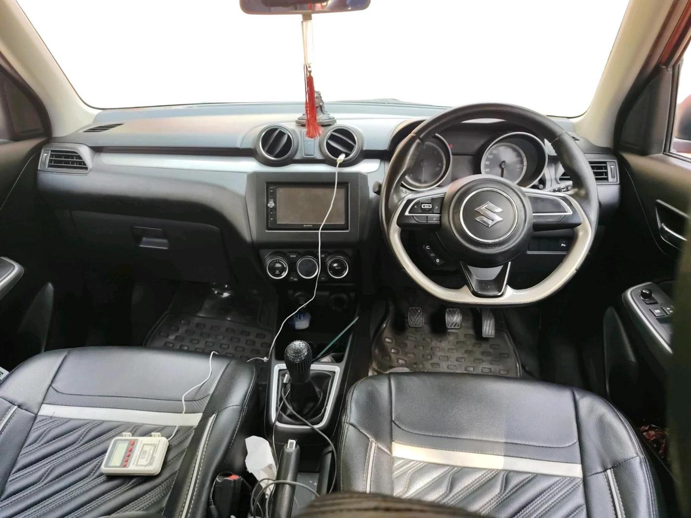 2018 Maruti Swift ZDI, Diesel, Manual, 1,33,676 km, interior