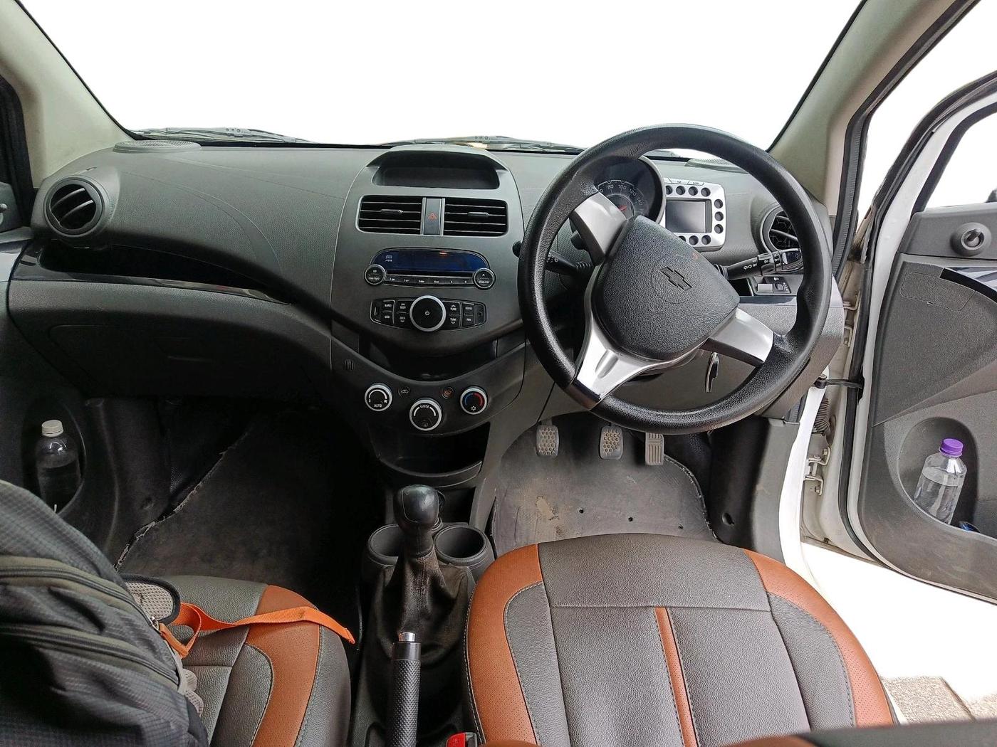 2011 Chevrolet Beat LT PETROL, Petrol, Manual, 53,952 km, interior