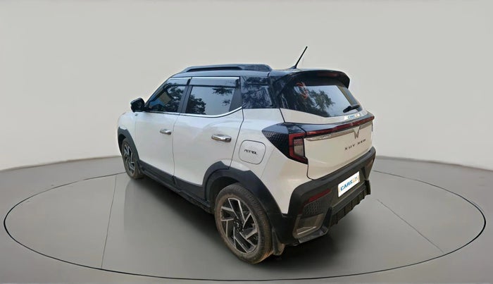 2024 Mahindra XUV 3XO AX7L 1.2 Petrol AT, Petrol, Automatic, 20,232 km, exterior
