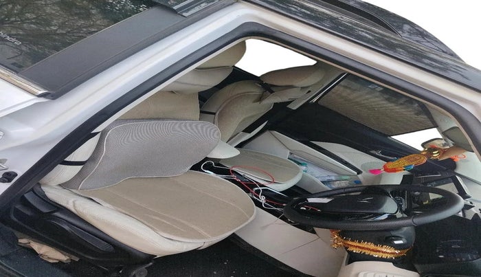 2024 Mahindra XUV 3XO AX7L 1.2 Petrol AT, Petrol, Automatic, 20,232 km, interior