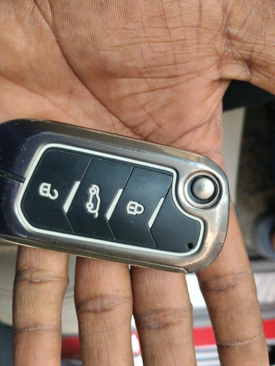 2022 Mahindra XUV700 AX 7 D AT 7 STR, Diesel, Automatic, 91,108 km, interior