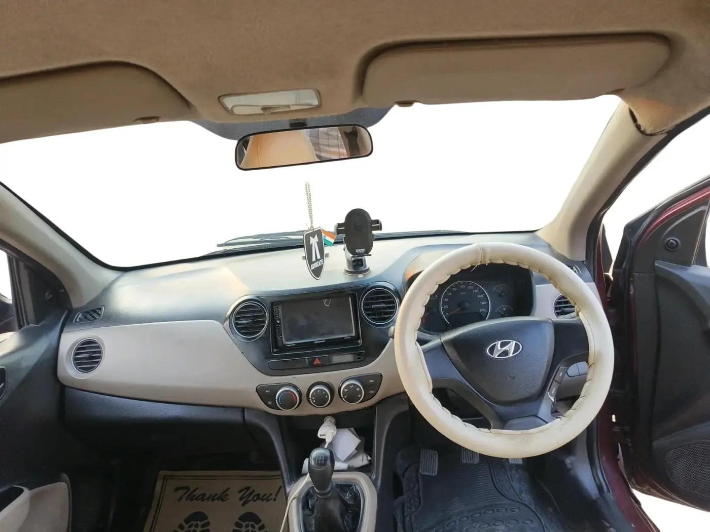 2015 Hyundai Grand i10 ERA 1.2 KAPPA VTVT, Petrol, Manual, 1,05,074 km, interior
