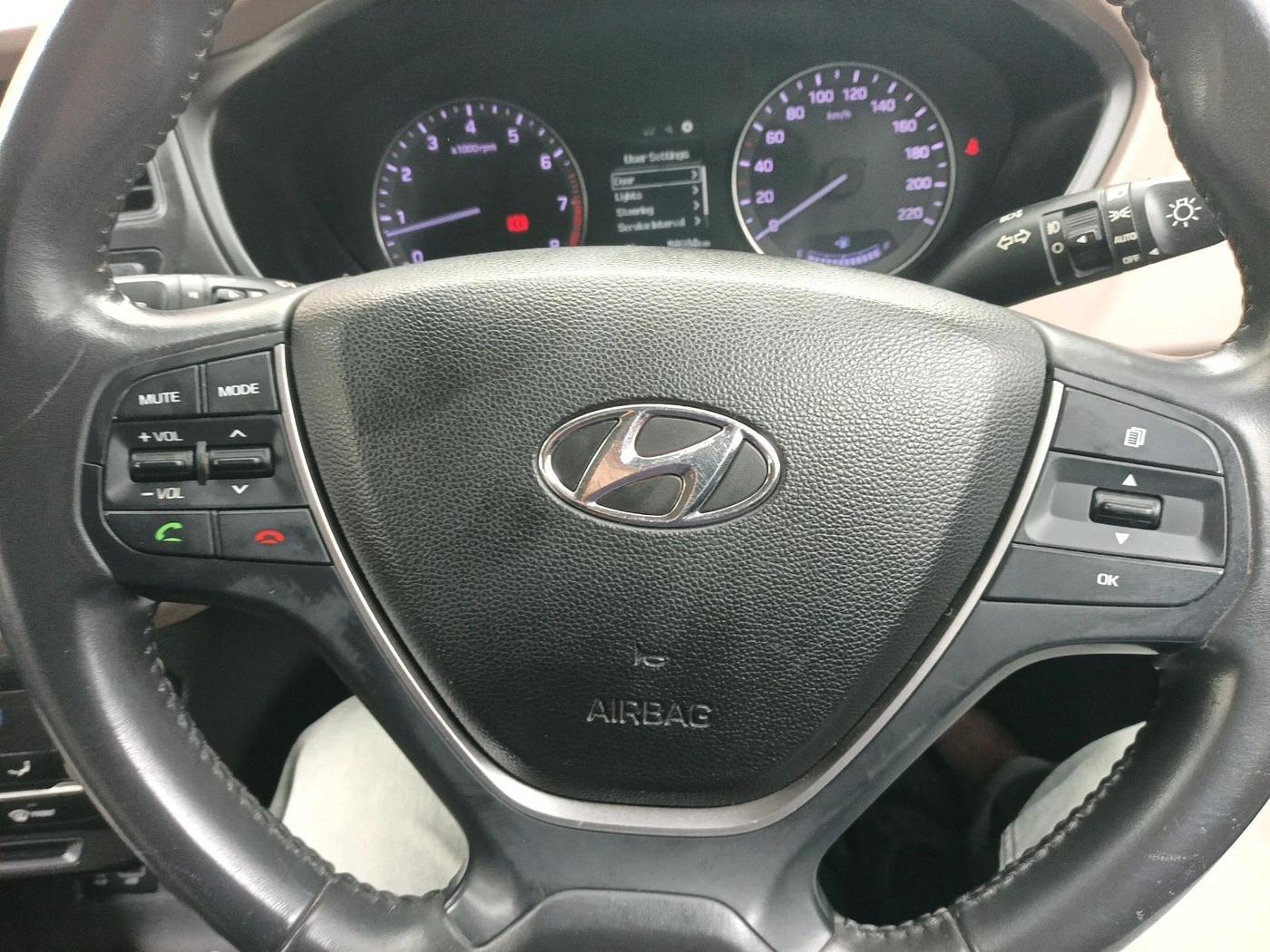 2016 Hyundai Elite i20 ASTA 1.2, Petrol, Manual, 58,984 km, interior