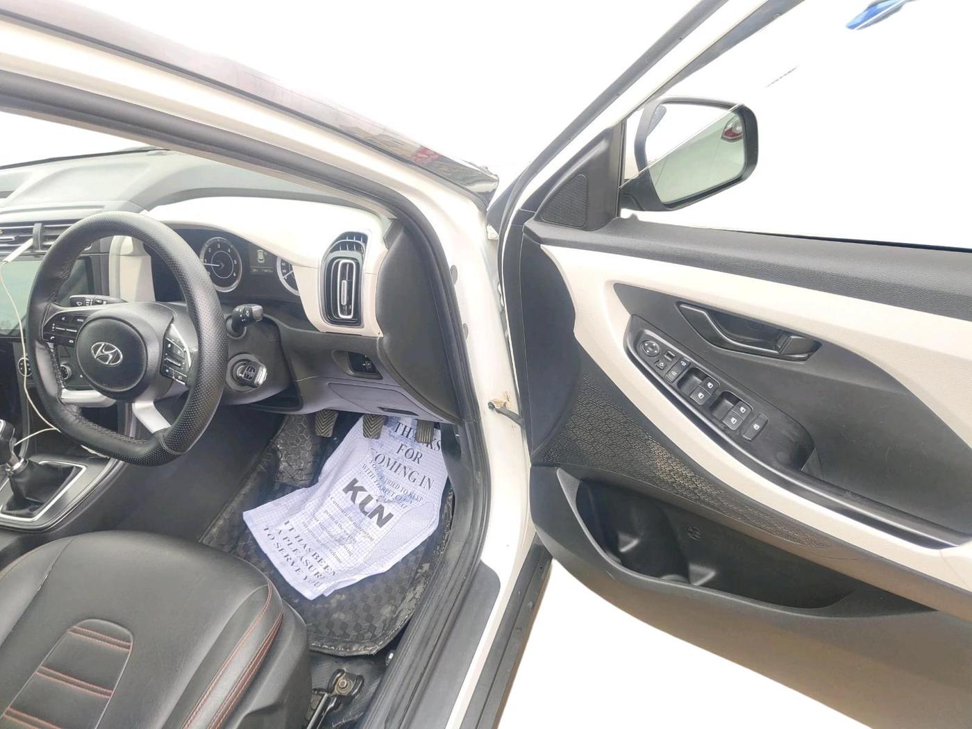 2022 Hyundai Creta E 1.5 DIESEL, Diesel, Manual, 1,10,812 km, interior