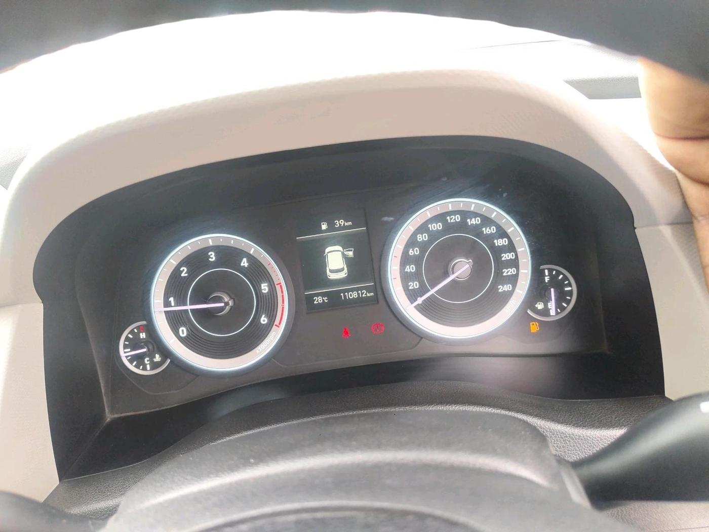 2022 Hyundai Creta E 1.5 DIESEL, Diesel, Manual, 1,10,812 km, interior