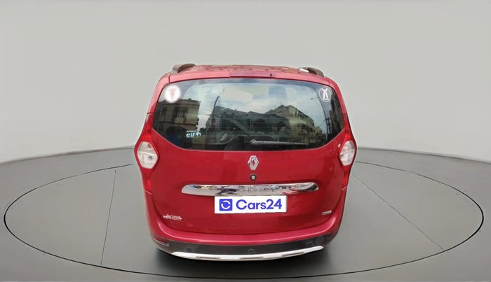 2017 Renault Lodgy 110 PS RXZ STEPWAY 7 STR, Diesel, Manual, 1,81,297 km, exterior