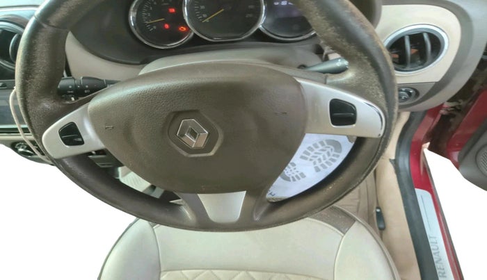 2017 Renault Lodgy 110 PS RXZ STEPWAY 7 STR, Diesel, Manual, 1,81,297 km, interior