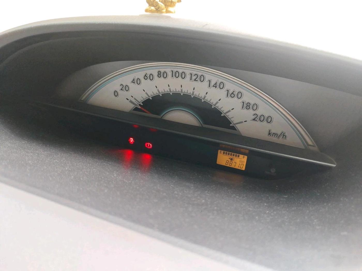 2011 Toyota Etios G, Petrol, Manual, 88,710 km, interior