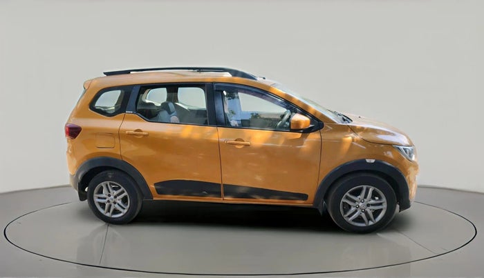 2021 Renault TRIBER RXZ, Petrol, Manual, 97,998 km, exterior