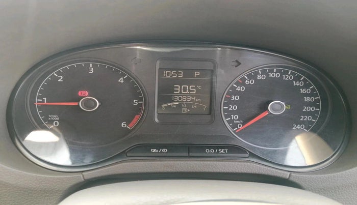 2016 Volkswagen Vento HIGHLINE 1.5 AT, Diesel, Automatic, 1,30,834 km, interior