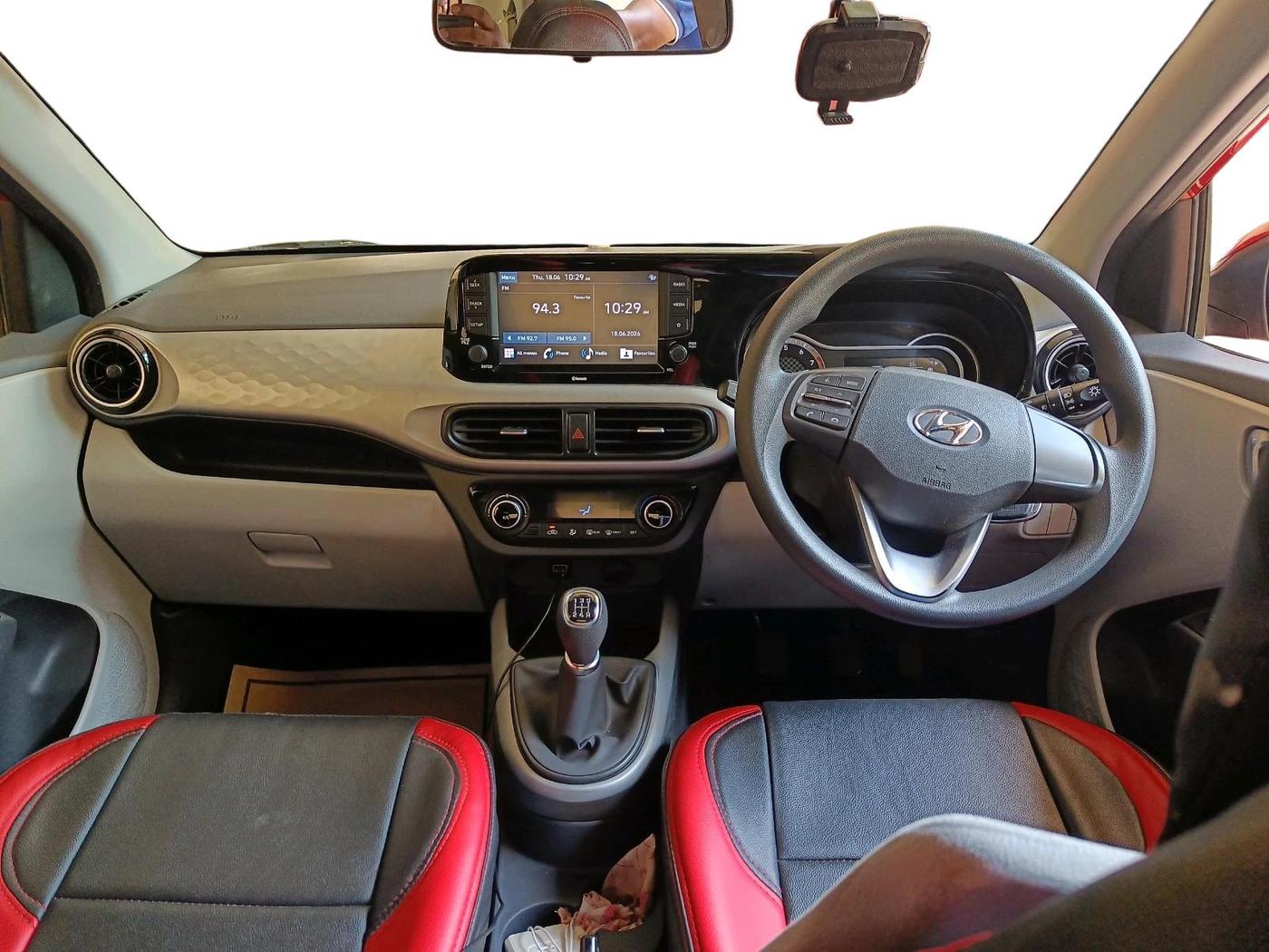 2021 Hyundai GRAND I10 NIOS SPORTZ 1.2 KAPPA VTVT, Petrol, Manual, 49,469 km, interior
