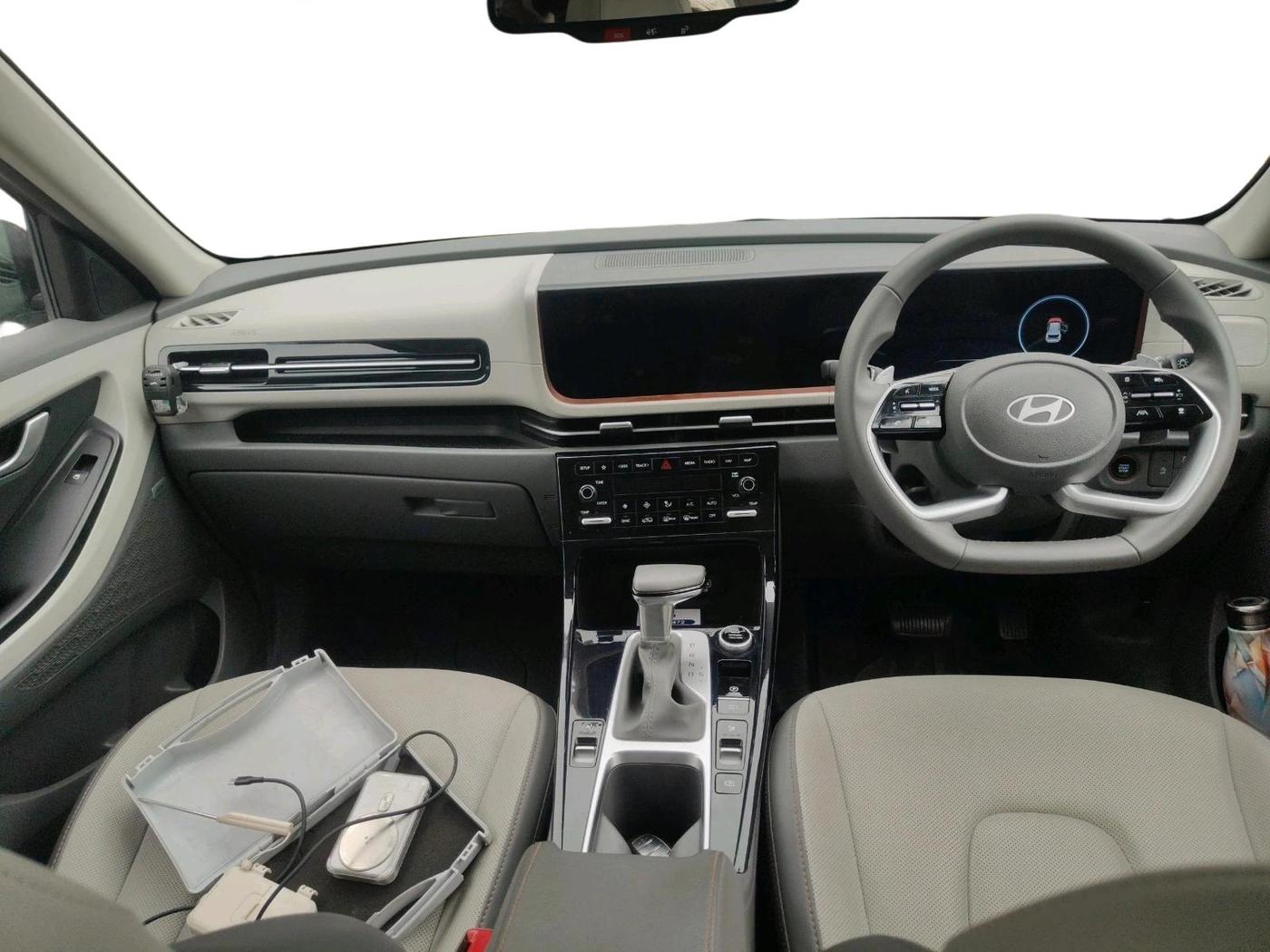 2025 Hyundai Creta SX (O) 1.5 TURBO DCT, Petrol, Automatic, 16,354 km, interior
