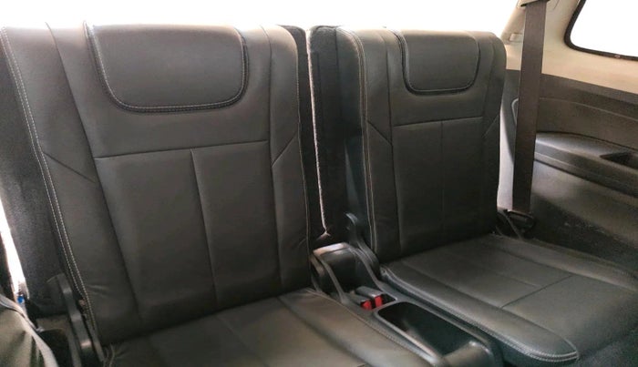 2018 ISUZU MU-X 4x2 AT, Diesel, Automatic, 2,78,837 km, interior