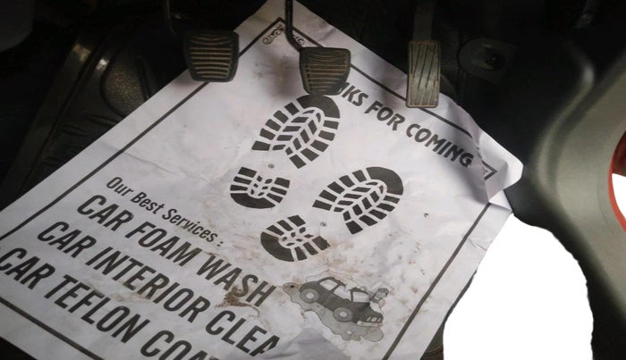 2018 Mahindra KUV 100 NXT K4+ D 6 STR, Diesel, Manual, 1,77,614 km, interior