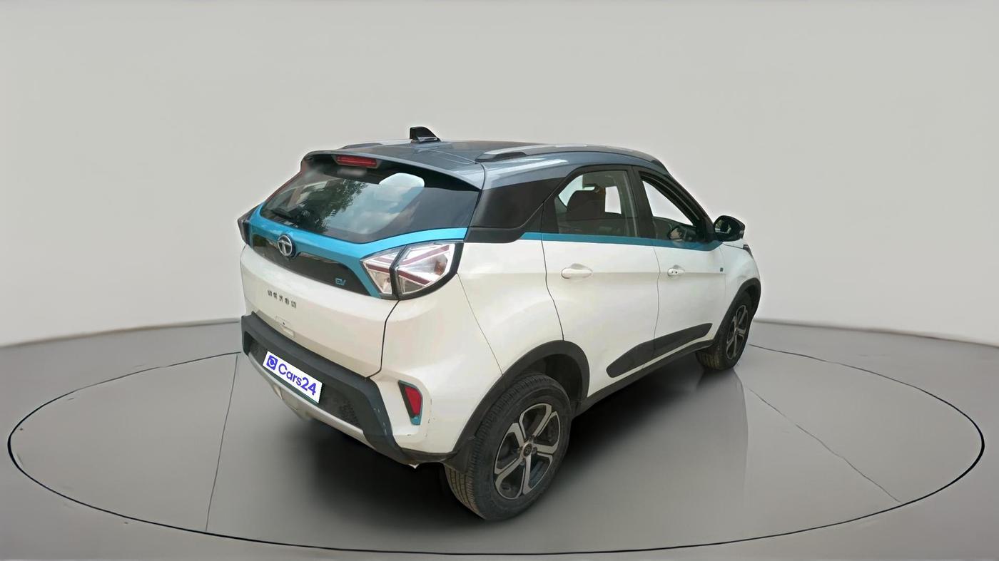 2021 Tata NEXON EV XZ PLUS, Electric, Automatic, 1,00,031 km, exterior