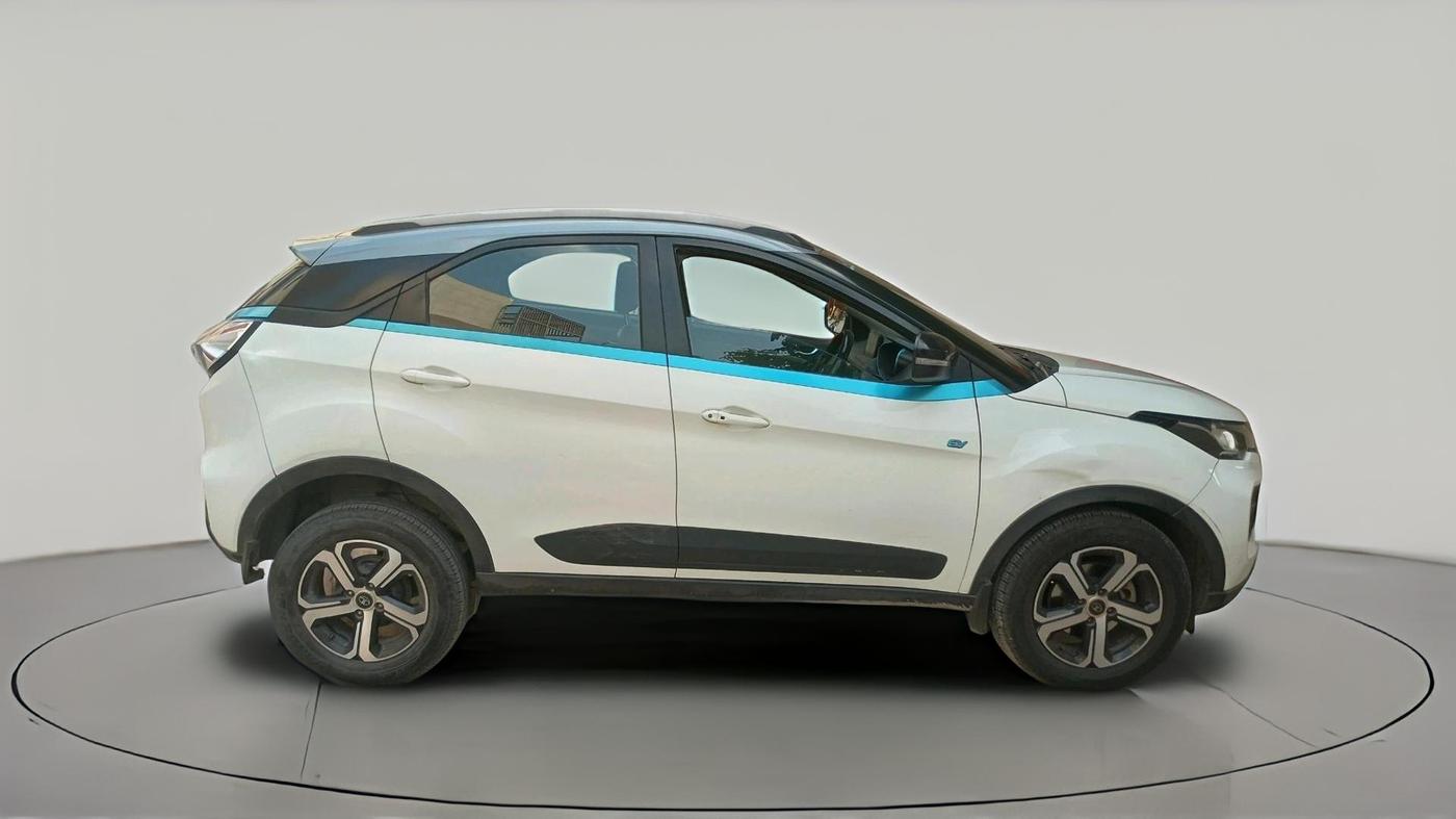 2021 Tata NEXON EV XZ PLUS, Electric, Automatic, 1,00,031 km, exterior