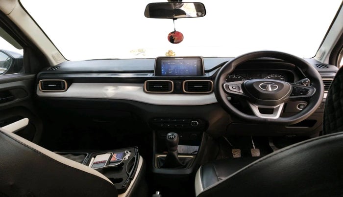 2022 Tata PUNCH ACCOMPLISHED MT, Petrol, Manual, 15,817 km, interior