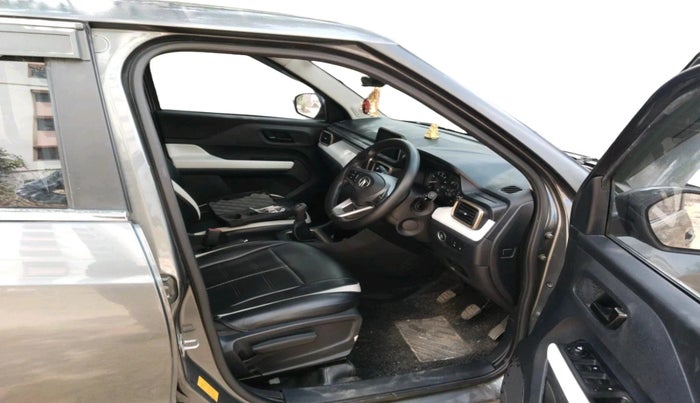 2022 Tata PUNCH ACCOMPLISHED MT, Petrol, Manual, 15,817 km, interior