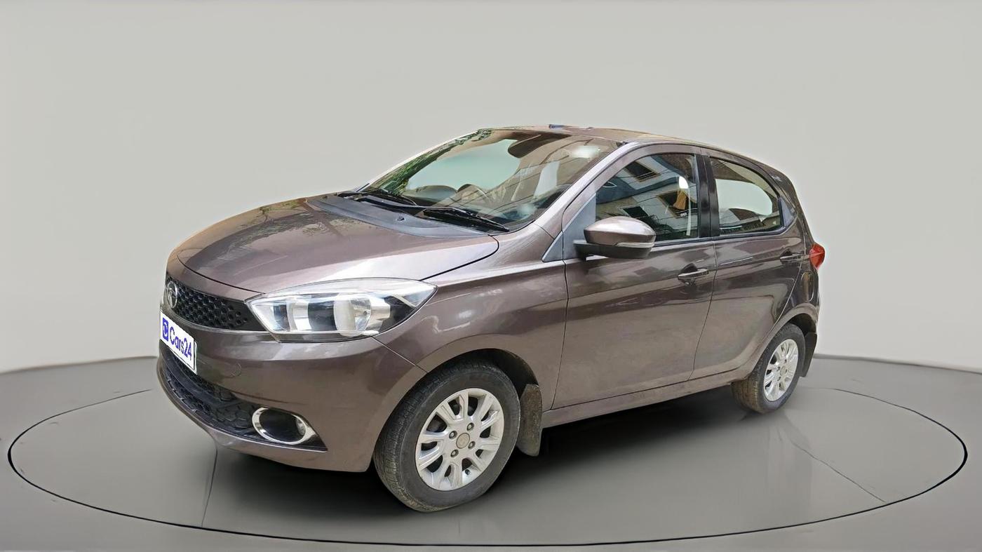 2017 Tata Tiago XZA PETROL, Petrol, Automatic, 67,700 km, exterior
