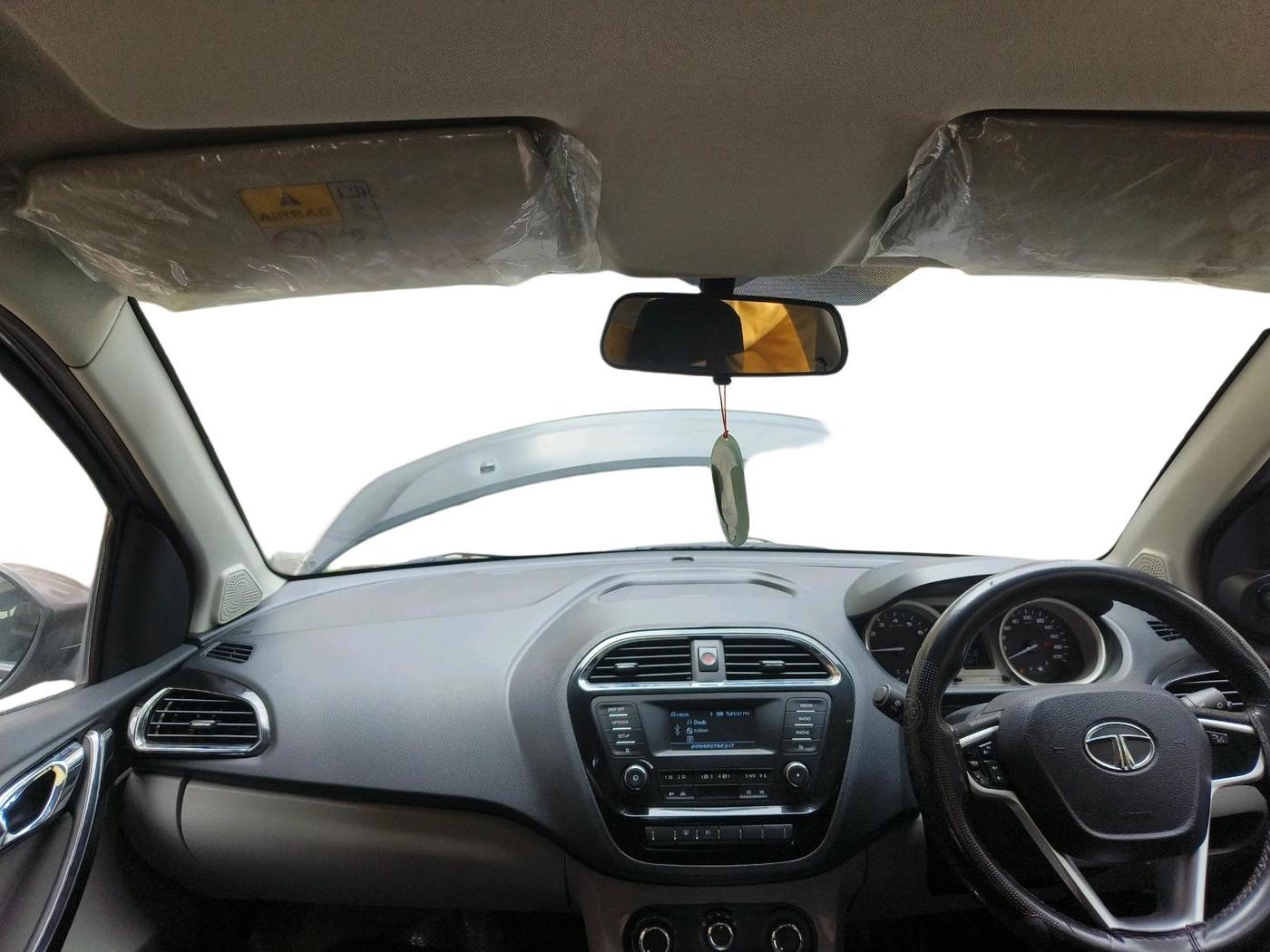2017 Tata Tiago XZA PETROL, Petrol, Automatic, 67,700 km, interior