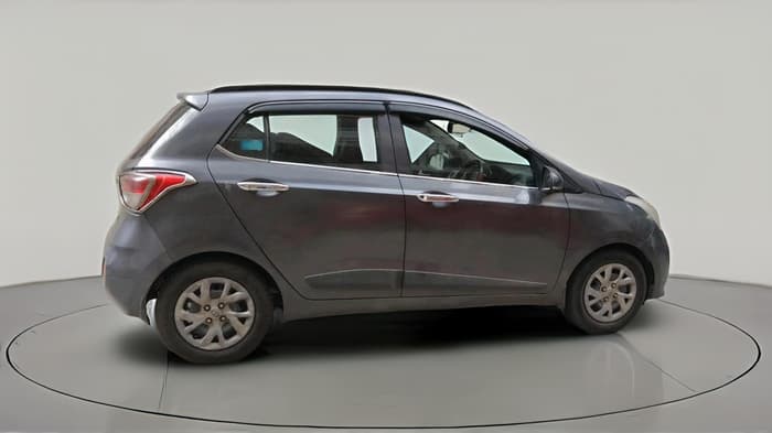 2017 Hyundai Grand i10 SPORTZ (O) 1.2 KAPPA VTVT, Petrol, Manual, 1,24,840 km, exterior