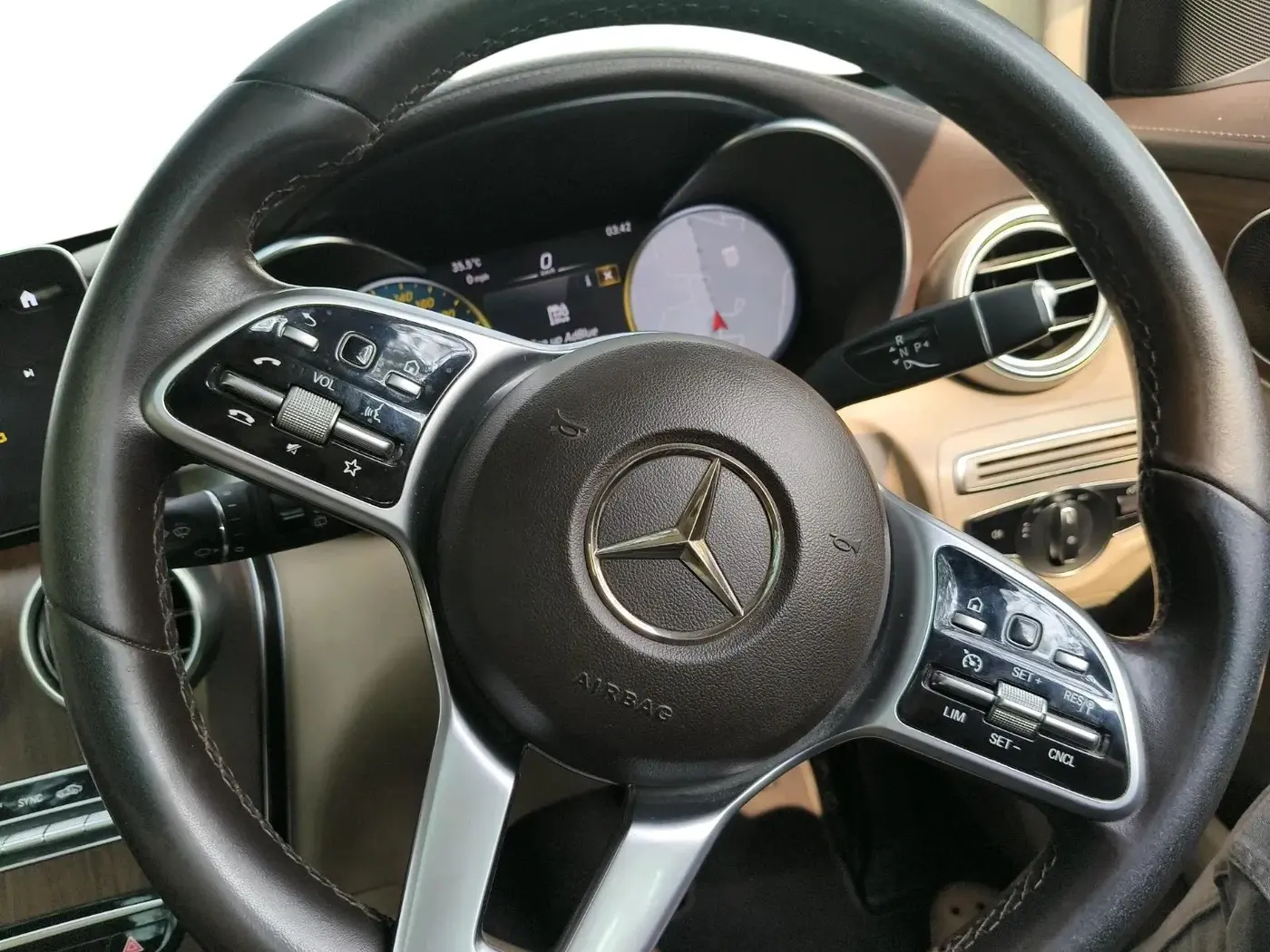 2021 Mercedes Benz GLC CLASS 220d 4MATIC , Diesel, Automatic, 1,08,714 km, interior