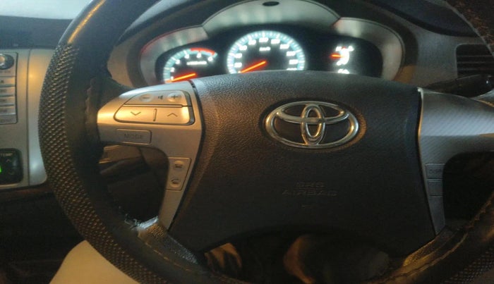 2015 Toyota Innova 2.5 VX 7 STR, Diesel, Manual, 1,92,645 km, interior