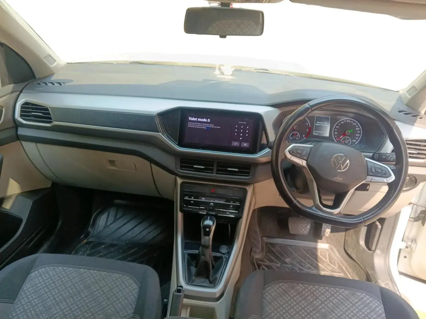 2021 Volkswagen TAIGUN HIGHLINE 1.0 TSI AT, Petrol, Automatic, 36,109 km, interior