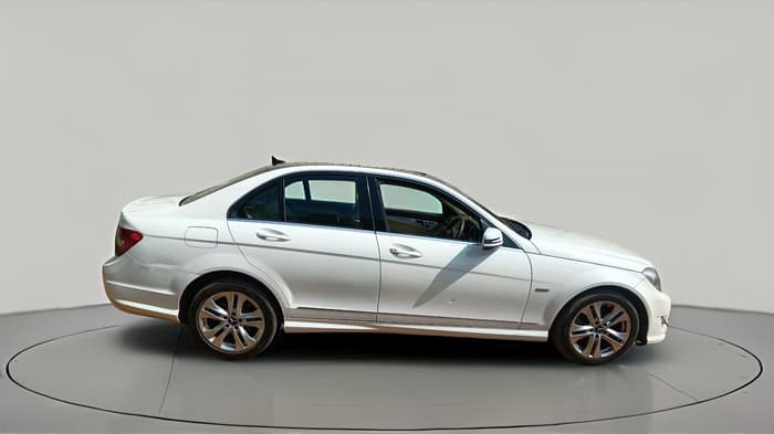 2014 Mercedes Benz C Class C 220 CDI AVANTGARDE, Diesel, Automatic, 1,00,725 km, exterior