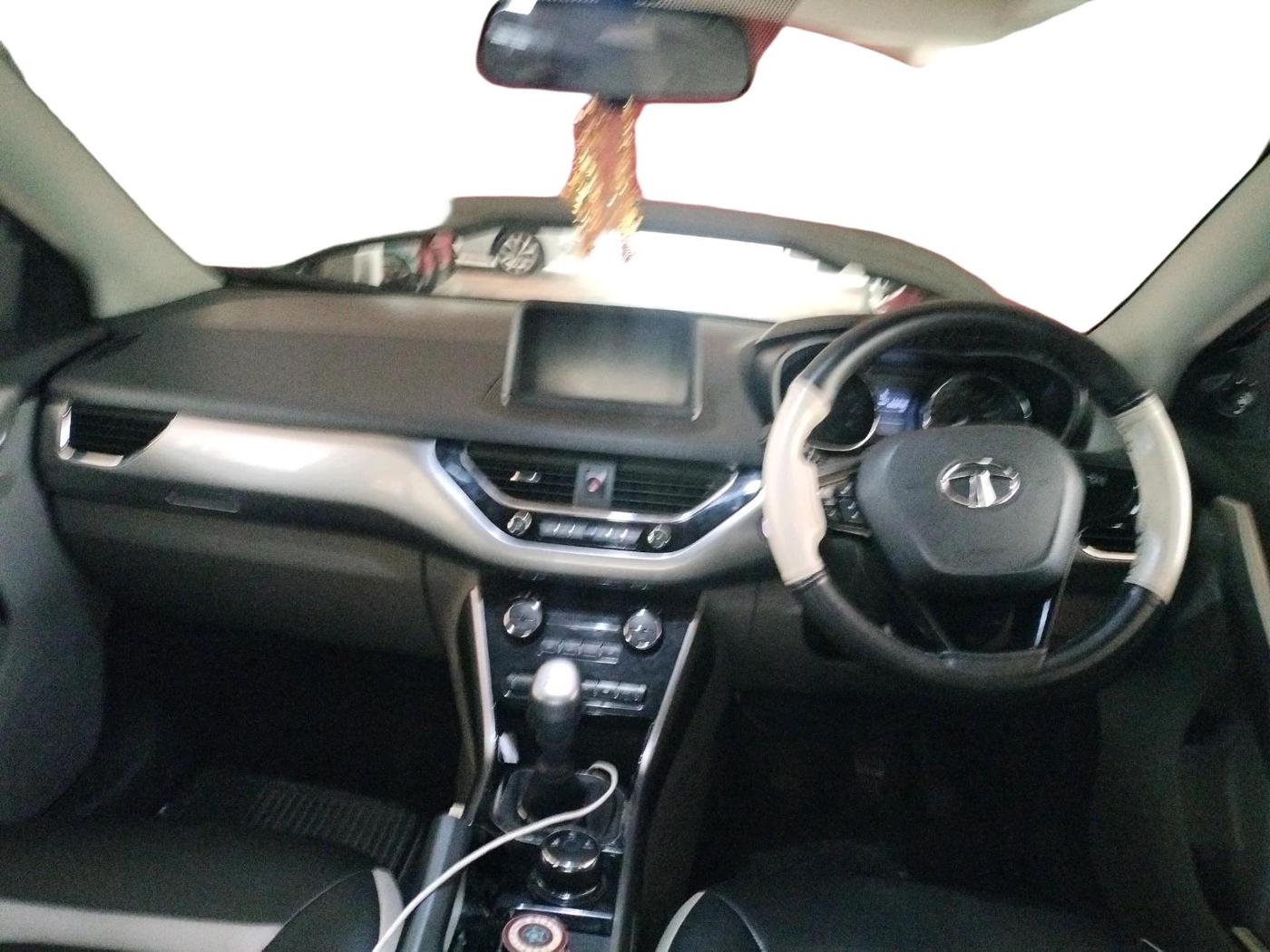 2018 Tata NEXON XZ PLUS PETROL, Petrol, Manual, 66,848 km, interior