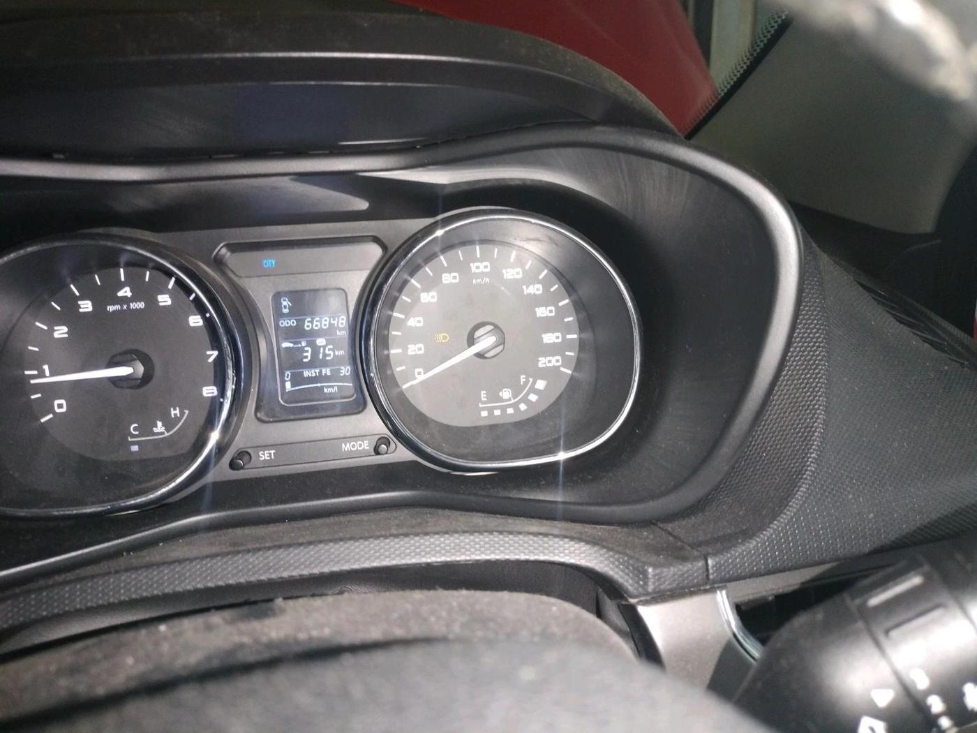 2018 Tata NEXON XZ PLUS PETROL, Petrol, Manual, 66,848 km, interior