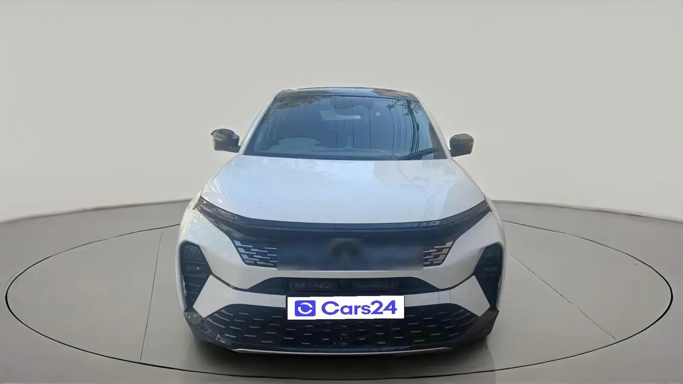 2025 Tata Curvv Accomplished Plus A 1.5 Diesel 7DCA, Diesel, Automatic, 16,558 km, exterior
