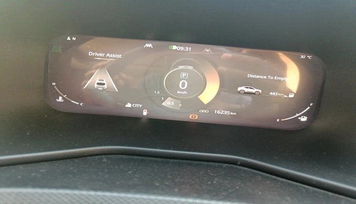 2025 Tata Curvv Accomplished Plus A 1.5 Diesel 7DCA, Diesel, Automatic, 16,235 km, interior