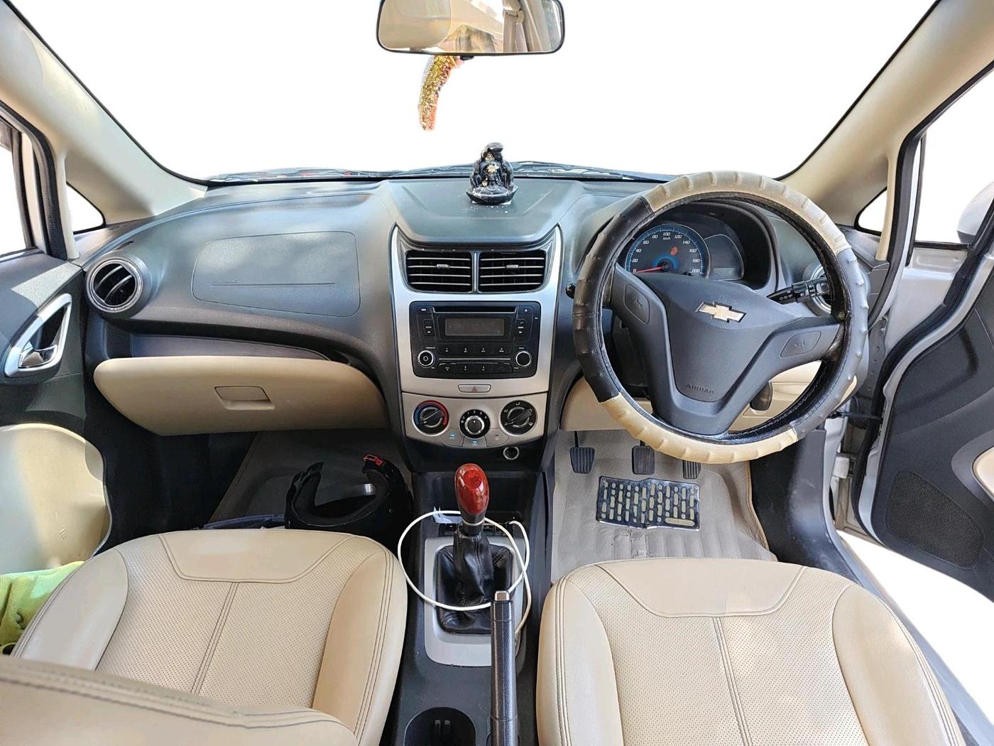 2014 Chevrolet Sail UVA 1.2 LT ABS, Petrol, Manual, 73,918 km, interior