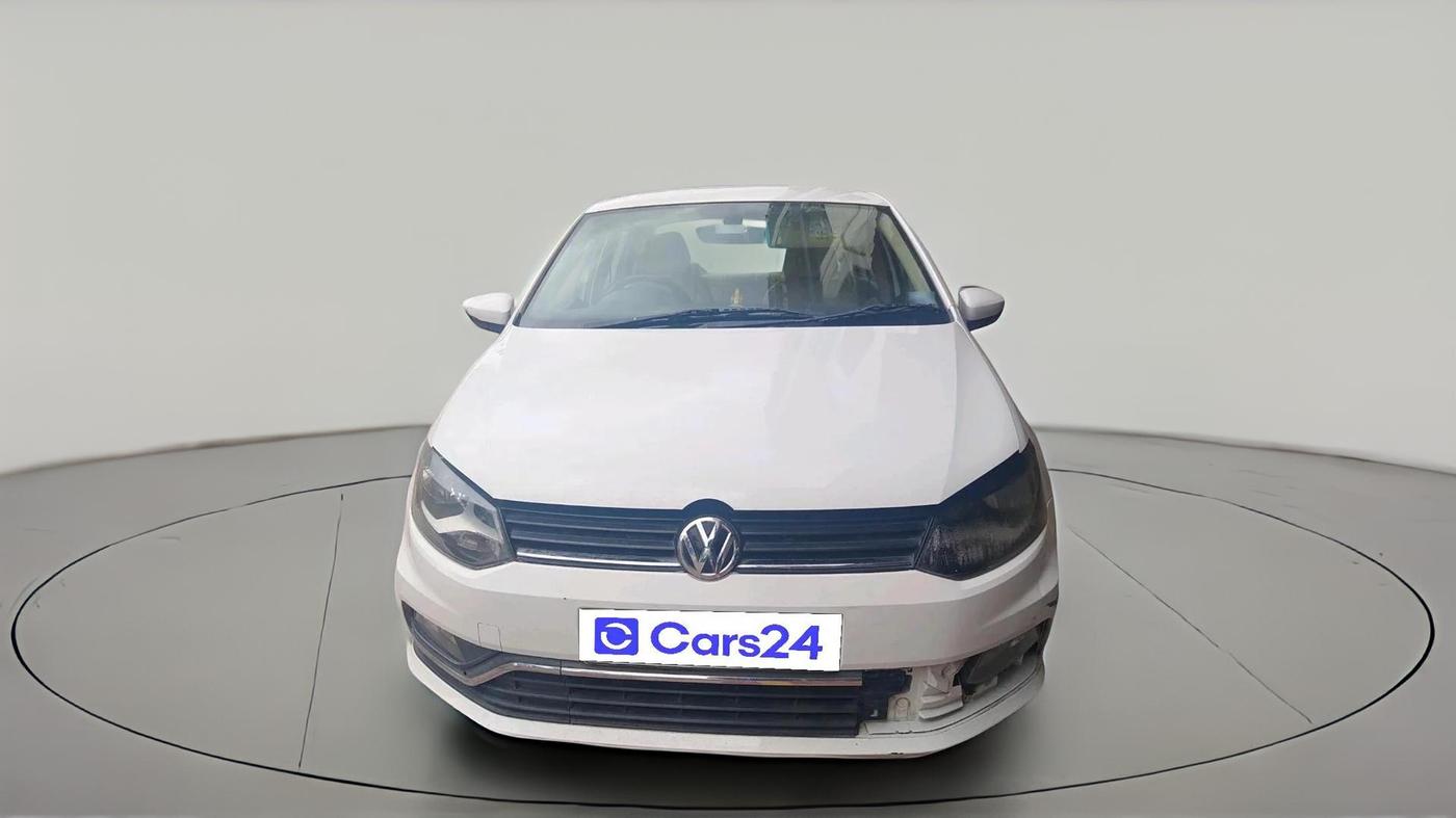 2017 Volkswagen Ameo HIGHLINE PLUS 1.5L AT 16 ALLOY, Diesel, Automatic, 79,116 km, exterior