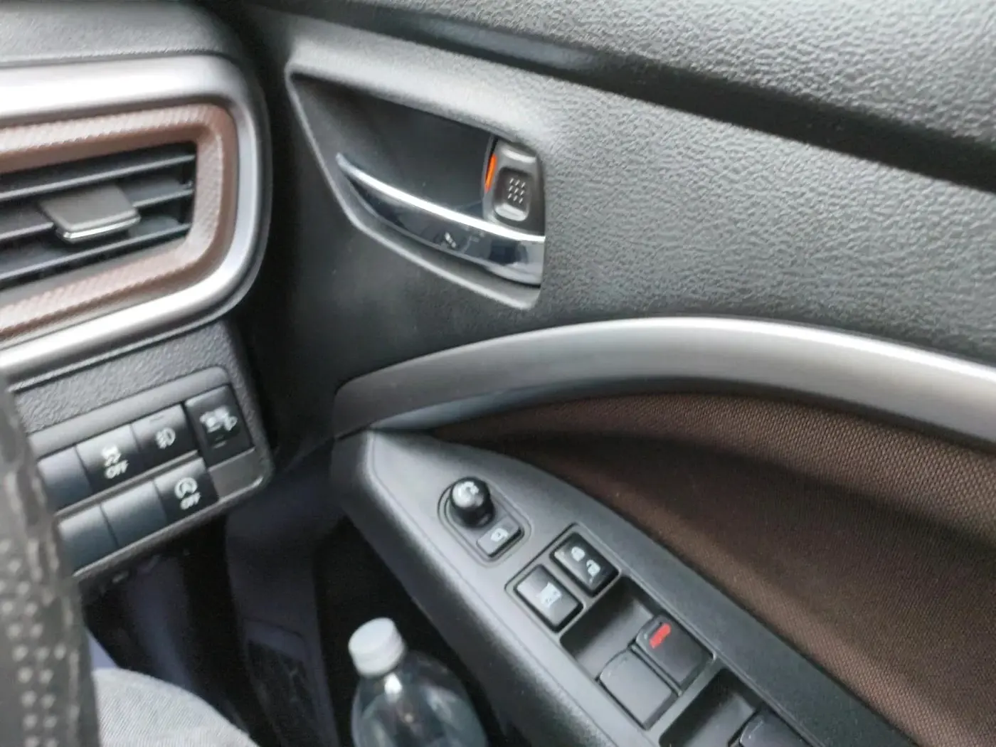 2024 Maruti BREZZA ZXI SMART HYBRID , Petrol, Manual, 30,010 km, interior