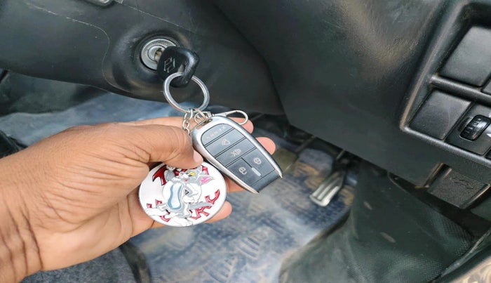 2017 Maruti Eeco 5 STR WITH A/C+HTR, Petrol, Manual, 30,671 km, interior