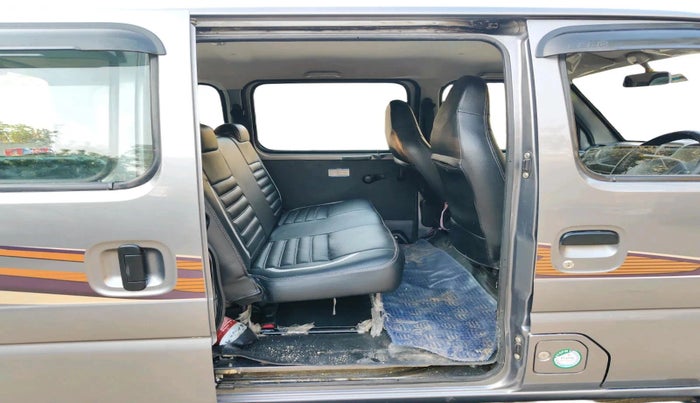 2017 Maruti Eeco 5 STR WITH A/C+HTR, Petrol, Manual, 30,671 km, interior