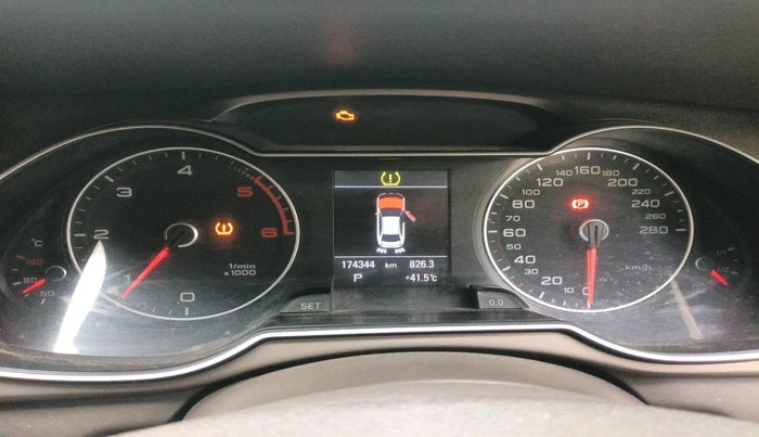 2013 Audi A4 2.0 TDI PREMIUM PLUS, Diesel, Automatic, 1,74,344 km, interior