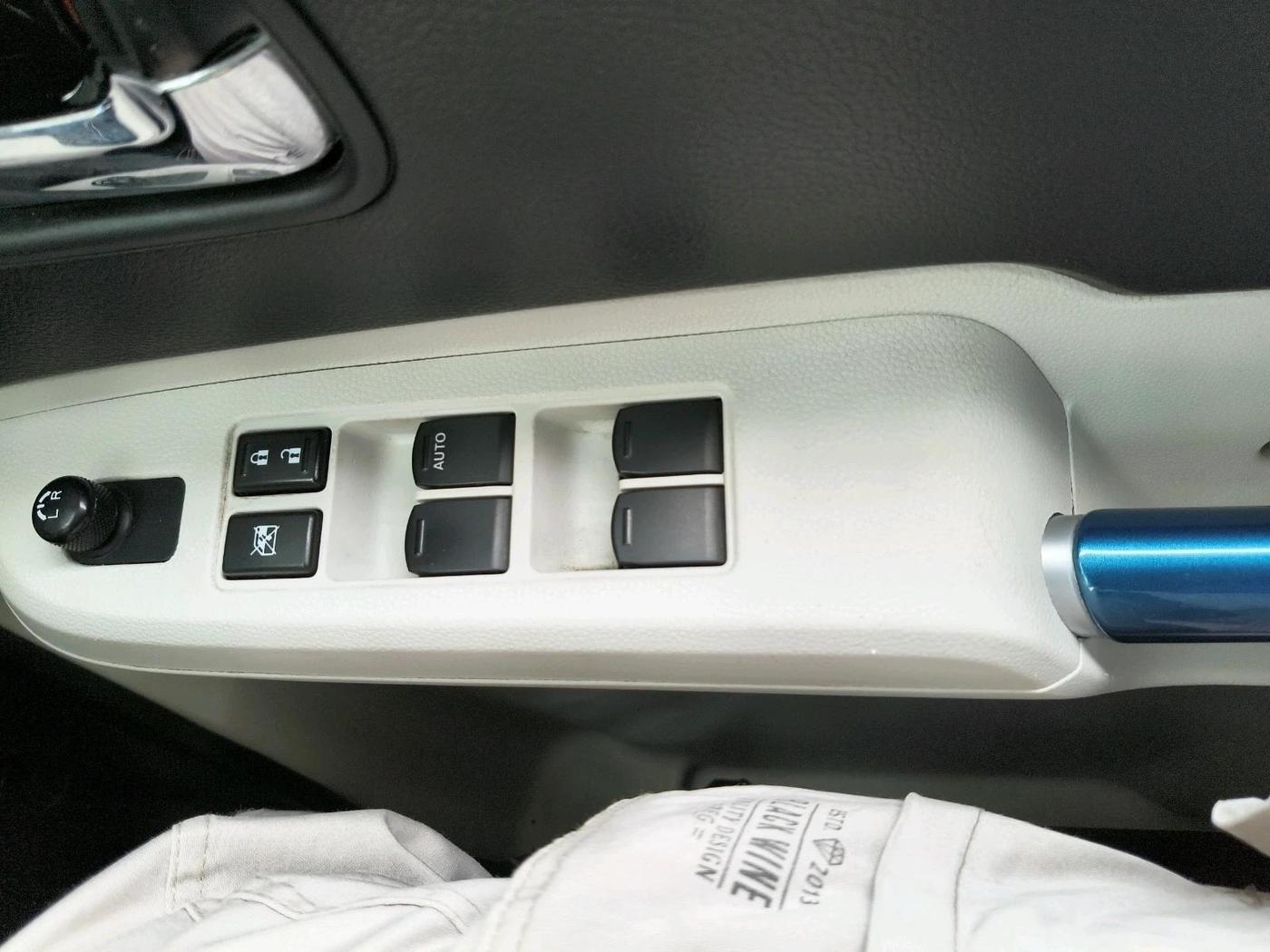 2017 Maruti IGNIS DELTA 1.2 AMT, Petrol, Automatic, 56,462 km, interior