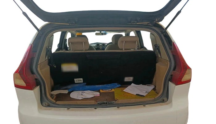 2017 Mahindra E20 Plus P6, Electric, Automatic, 47,097 km, exterior