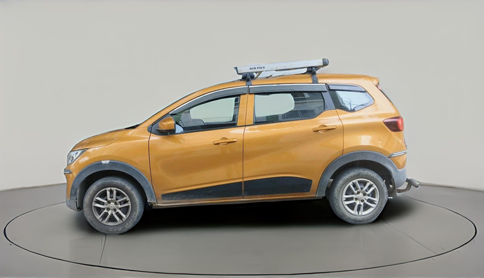 2021 Renault TRIBER RXL MT, Petrol, Manual, 68,127 km, exterior