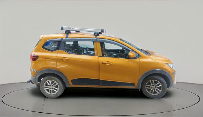 2021 Renault TRIBER RXL MT, Petrol, Manual, 68,127 km, exterior