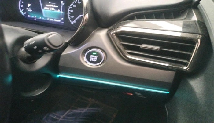 2022 Tata Harrier XZA PLUS 2.0L, Diesel, Automatic, 35,250 km, interior