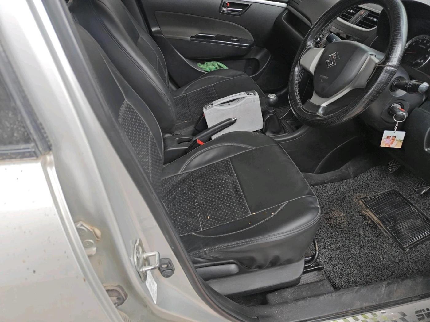 2016 Maruti Swift VXI O, Petrol, Manual, 71,166 km, interior