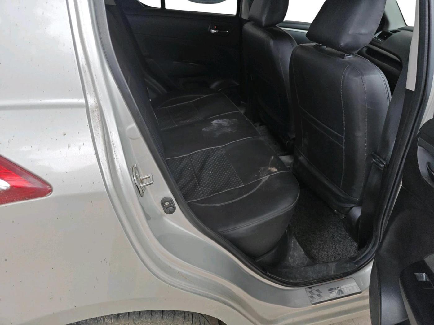 2016 Maruti Swift VXI O, Petrol, Manual, 71,166 km, interior