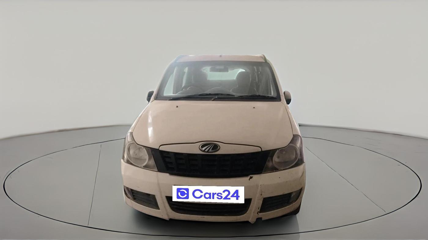2012 Mahindra Quanto C8, Diesel, Manual, 96,075 km, exterior