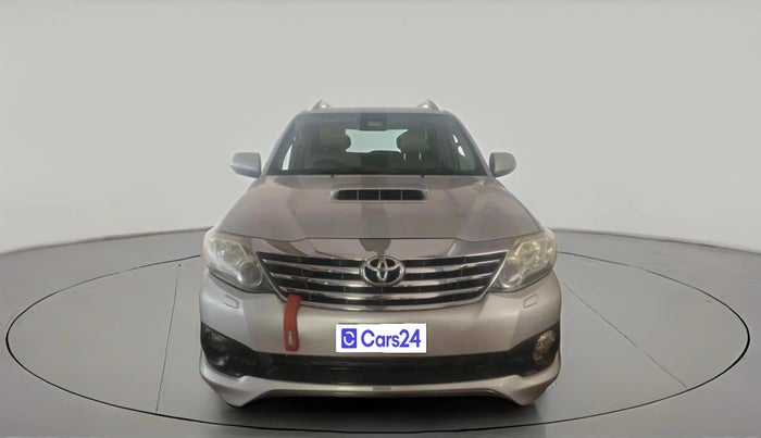 2013 Toyota Fortuner 3.0 4X2 AT, Diesel, Automatic, 1,77,221 km, exterior